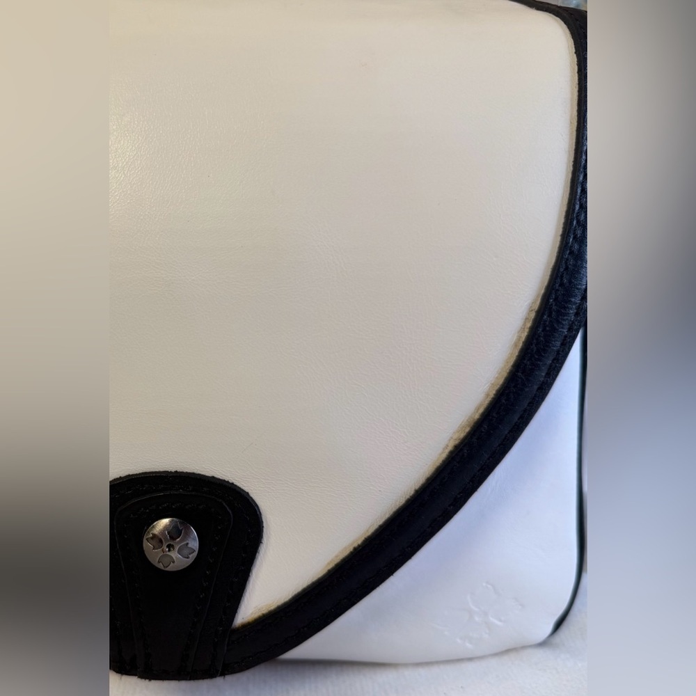 Patricia Nash White and Black Color Block Alimena Crossbody Bag - Picture 11 of 12